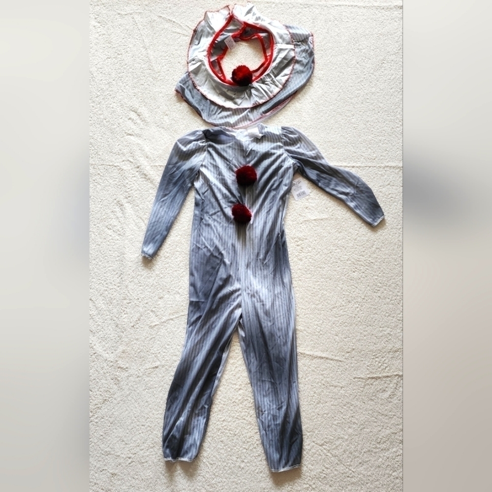 New unisex kid's Halloween Costume "IT" Clown Pennywise size 8
